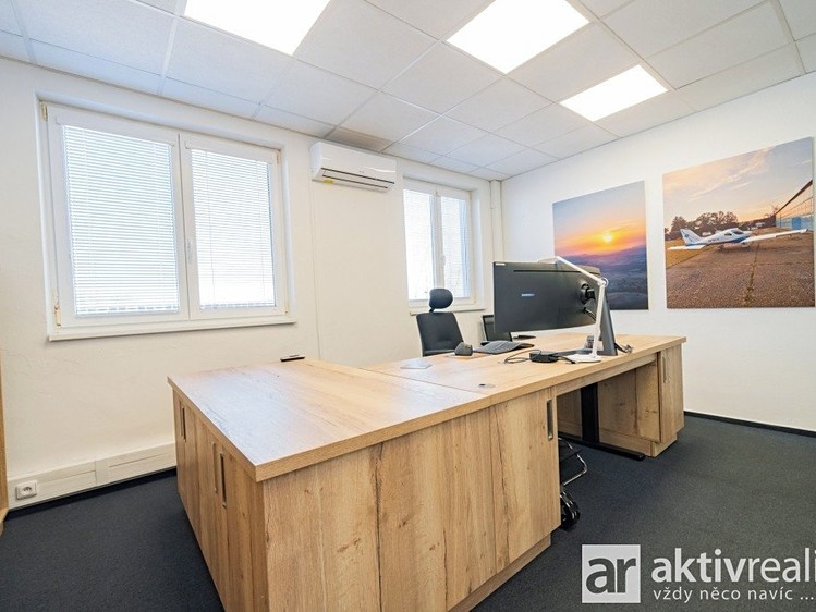 Pronájem komerčního prostoru, 240 m² (7 z 27)