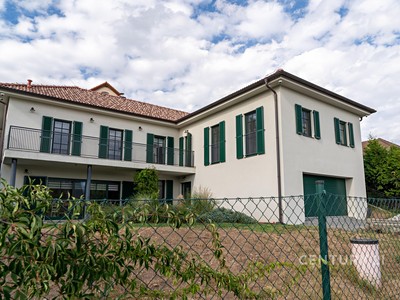 Haus zum Kauf, 268 m² (2 von 25)