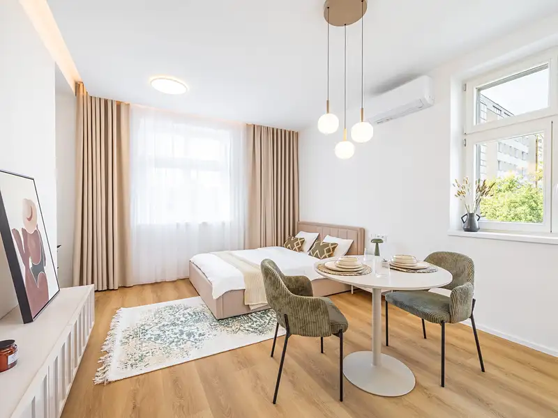 Prodej bytu 1+kk 36 m², Praha – náhled fotky 2
