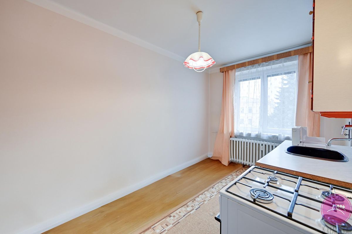 Pronájem bytu 2+1 58 m² – fotografie 3