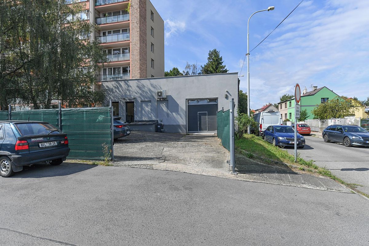 Prodej výrobní haly, prostoru 210 m² – fotografie 4