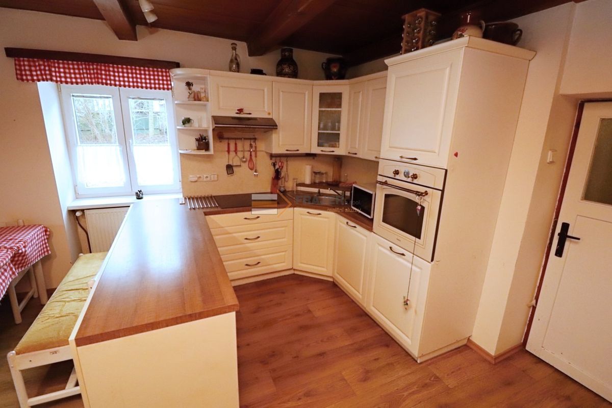 Prodej rodinného domu 88 m², pozemek 2036 m² – fotografie 4