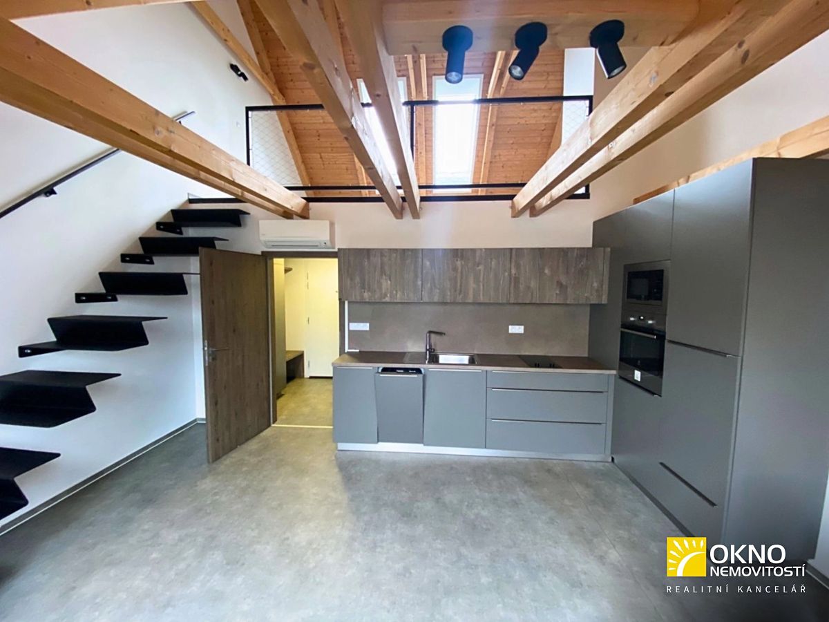 Pronájem bytu 2+kk 54 m²