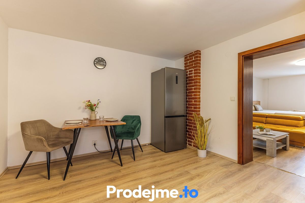 Prodej rodinného domu 127 m², pozemek 626 m² – fotografie 2