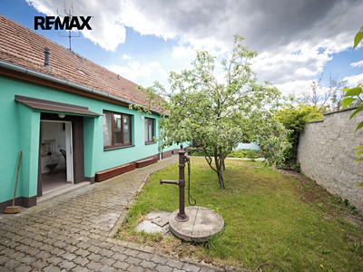 Prodej  rodinného domu 300 m², pozemek 653 m²
