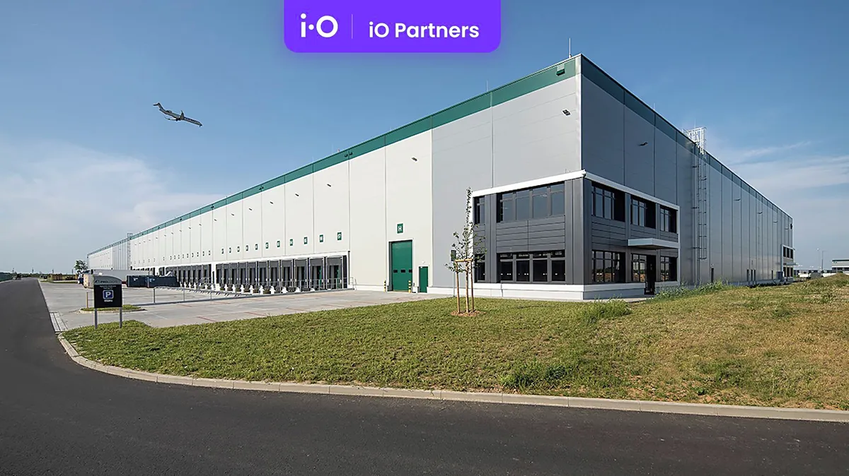 Pronájem skladového prostoru 8500 m²