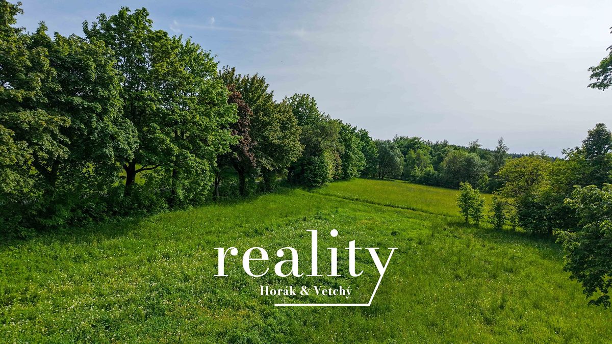 Prodej stavebního pozemku 983 m²