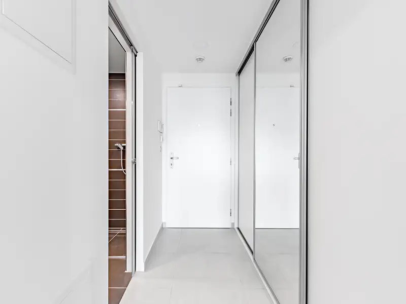 Pronájem bytu 1+kk 36 m², Praha – náhled fotky 3
