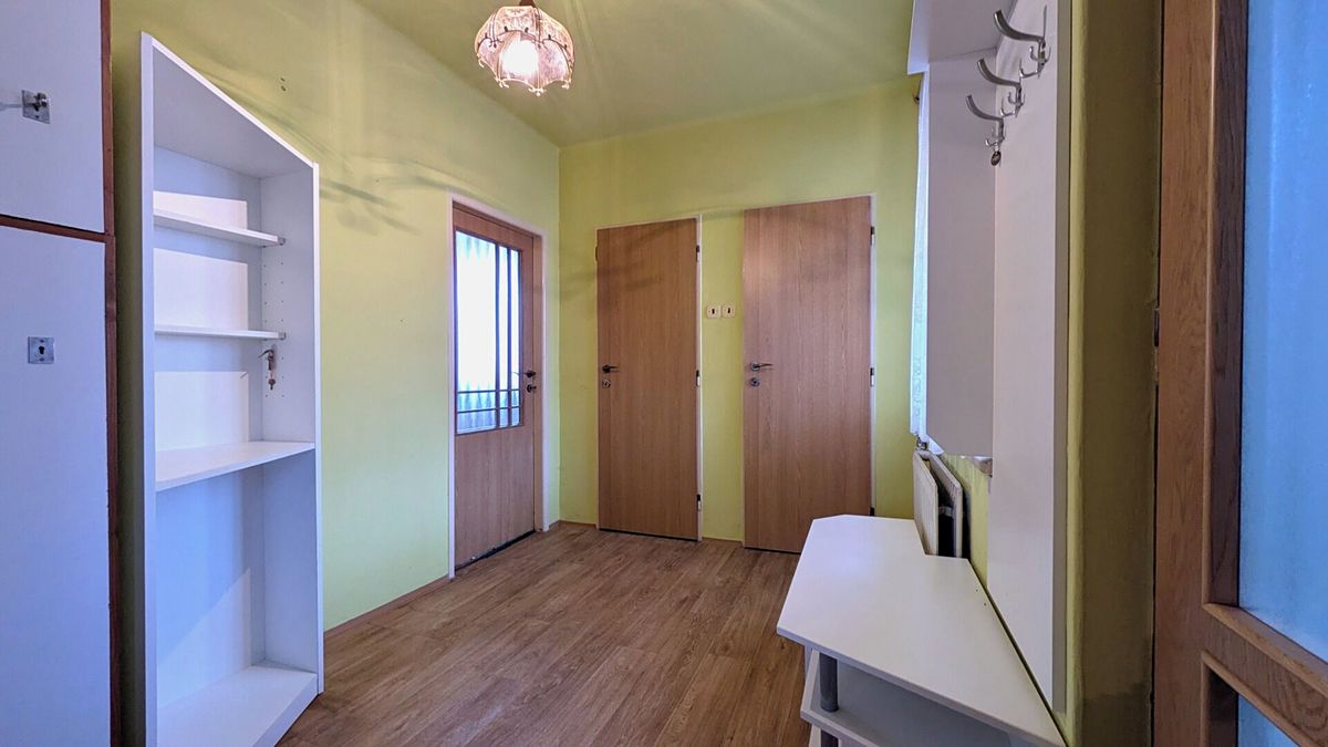 Prodej rodinného domu 179 m², pozemek 531 m² – fotografie 5