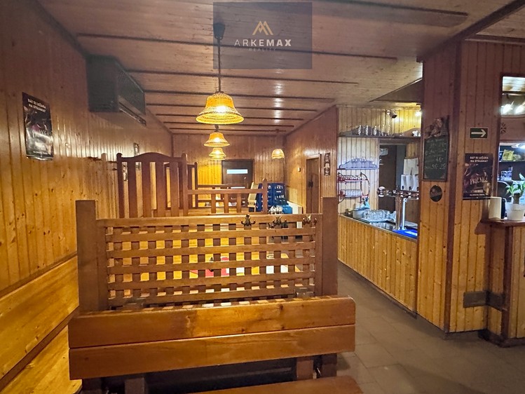 Prodej komerčního prostoru, 160 m² (8 z 19)
