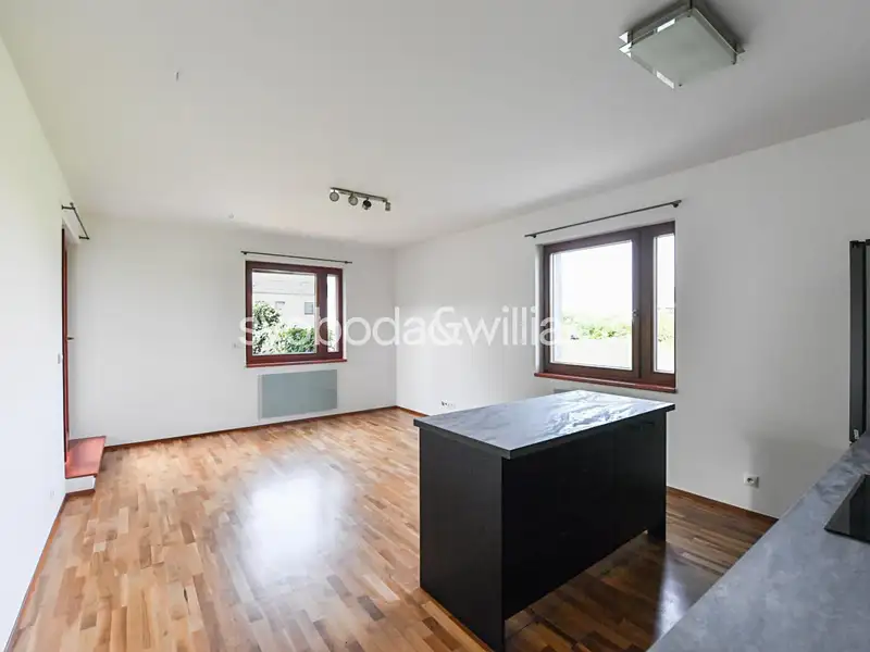 Pronájem bytu 2+kk 53 m², Praha – náhled fotky 1