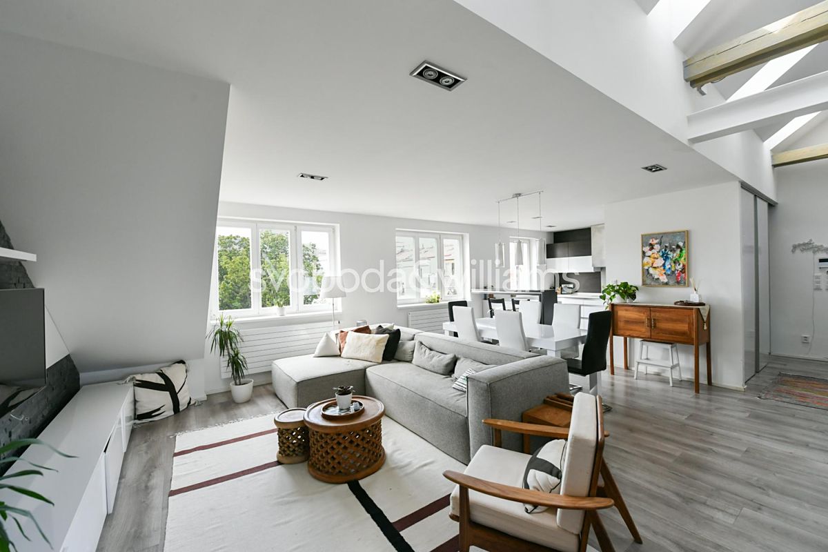Pronájem bytu 3+kk 123 m² – fotografie 2