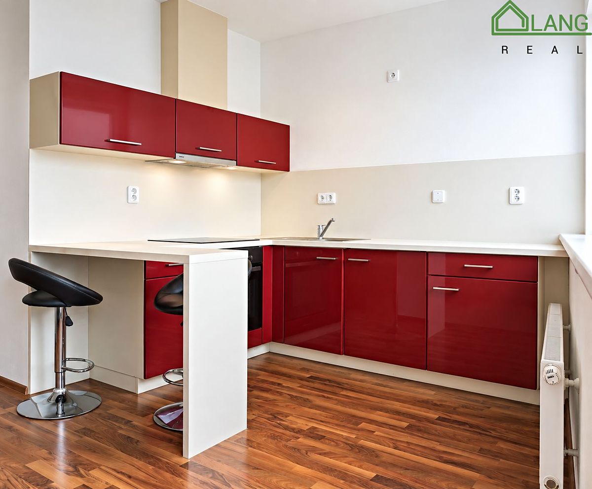 Pronájem bytu 1+kk 28 m²