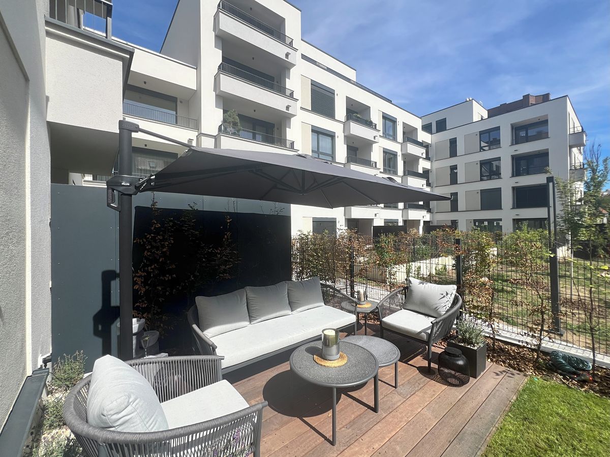 Pronájem bytu 3+kk 89 m²