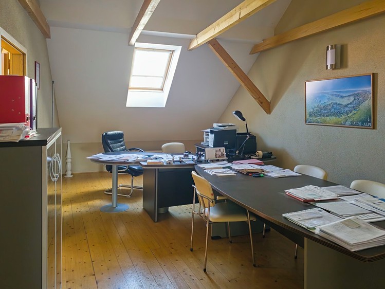 Pronájem komerčního prostoru, 1 100 m² (3 z 23)