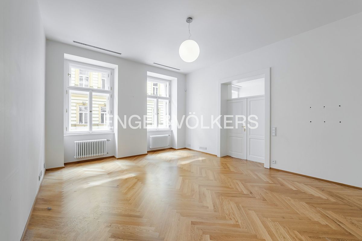 Pronájem bytu 2+kk 77 m²