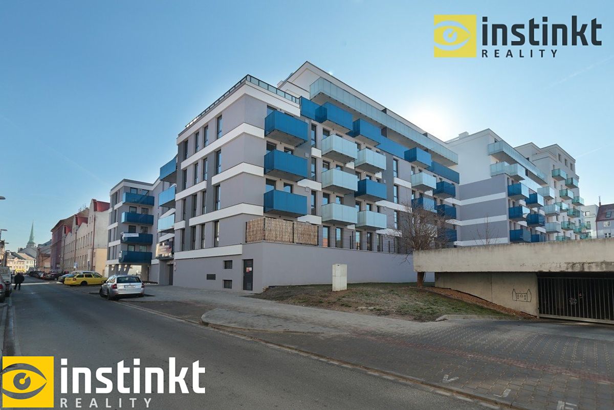 Pronájem bytu 1+kk 67 m²