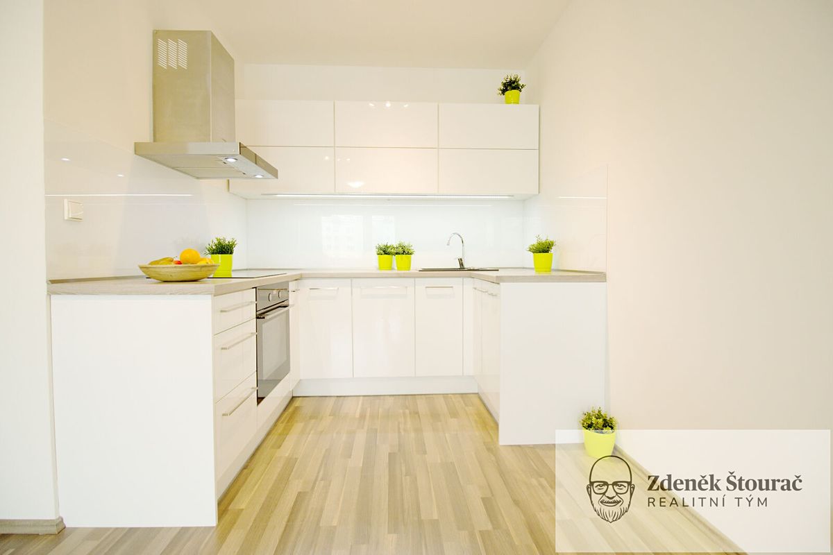 Pronájem bytu 2+kk 57 m²