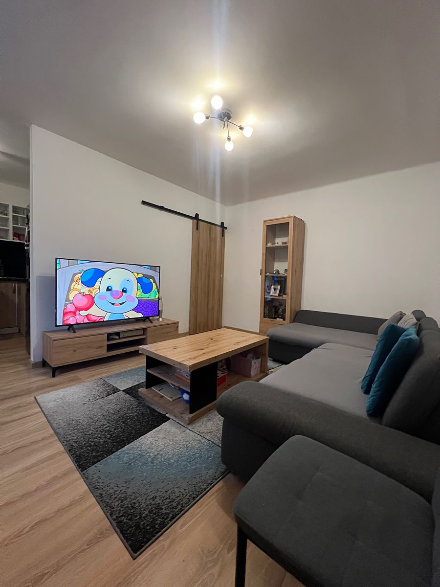 Pronájem bytu 2+kk 45 m² – fotografie 2