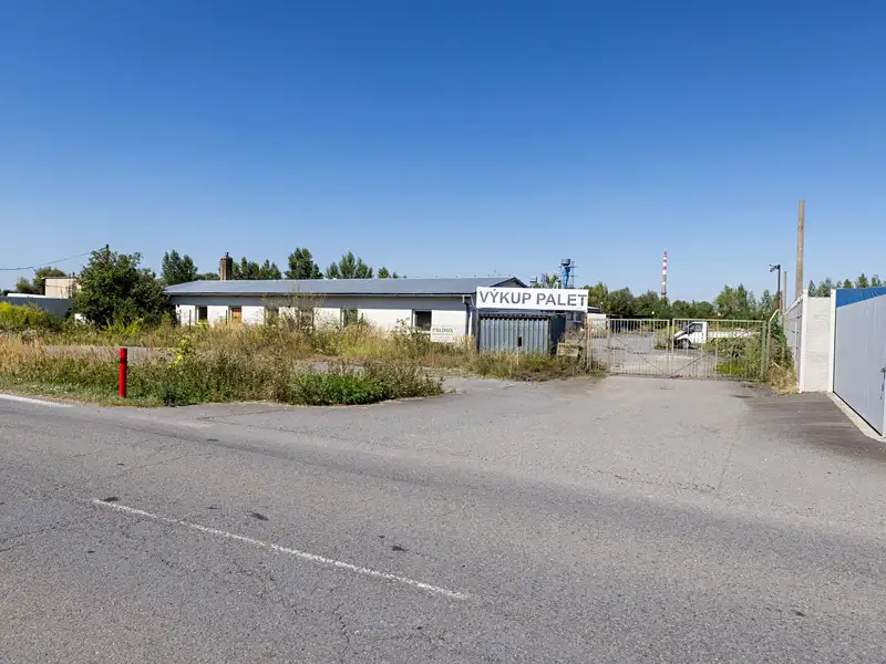 Dražba skladového prostoru 896 m², Opava – náhled fotky 1