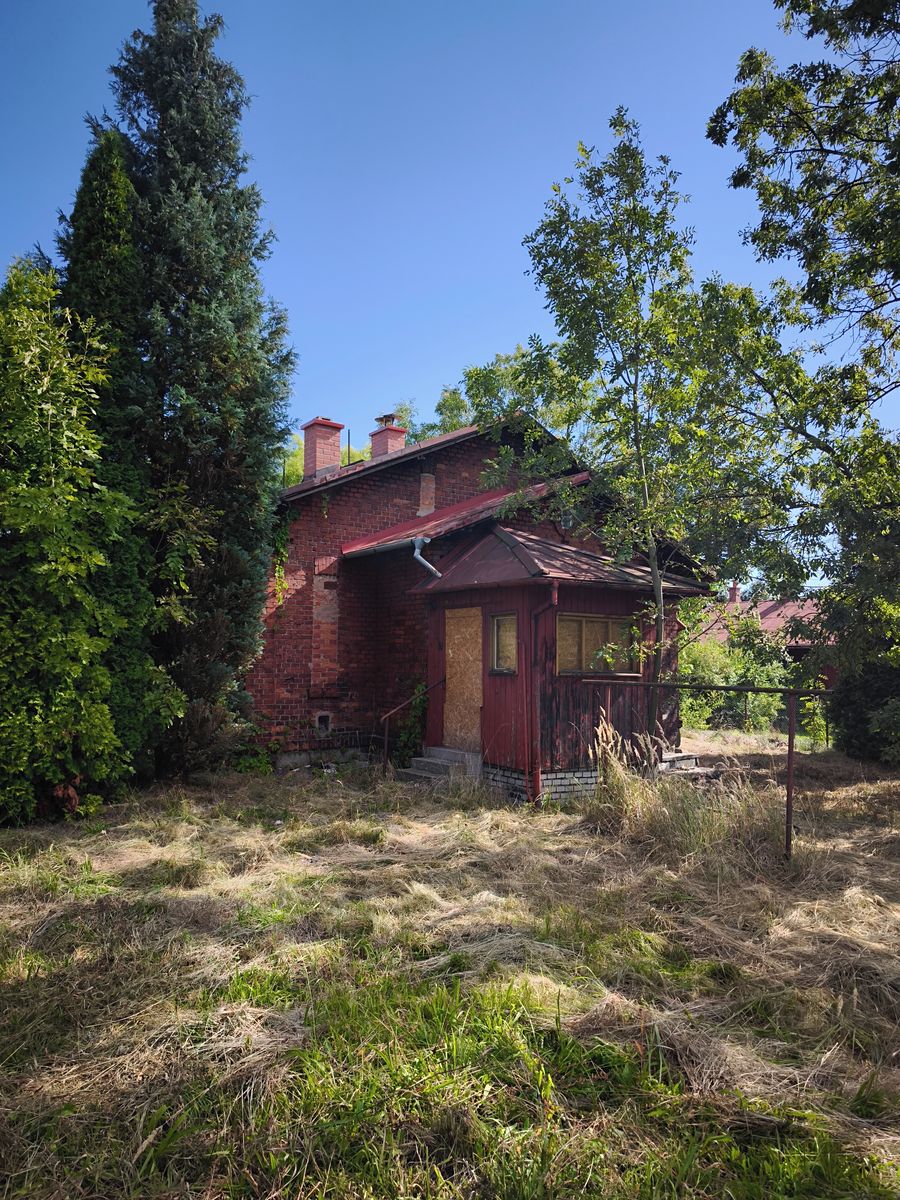 Prodej rodinného domu 251 m², pozemek 800 m² – fotografie 2