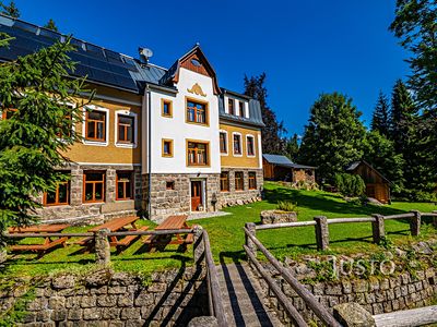 Prodej ubytovacího zařízení 430 m²