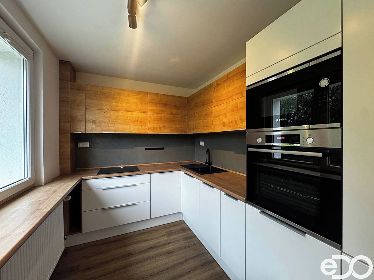 Pronájem bytu 3+1 70 m² – fotografie 3
