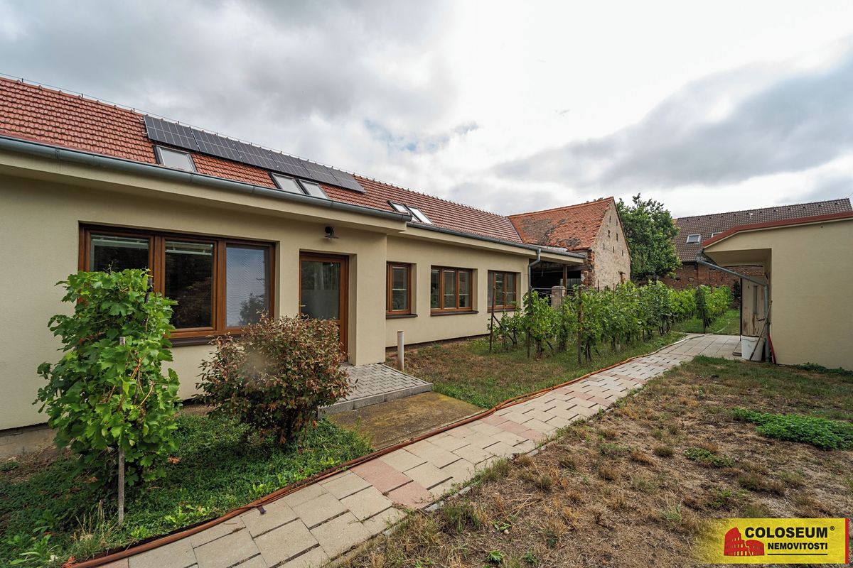 Prodej rodinného domu 165 m², pozemek 1205 m²