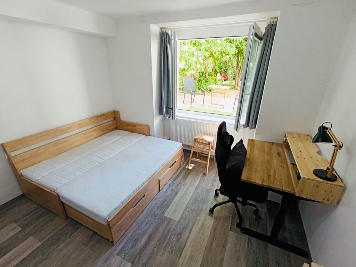 Pronájem bytu 1+kk 23 m² – fotografie 2