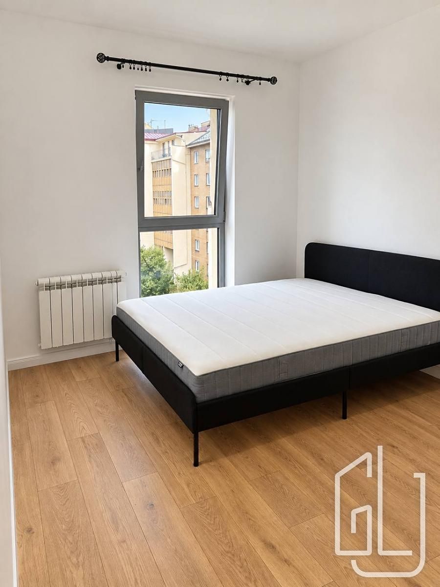 Pronájem bytu 2+kk 42 m² – fotografie 2