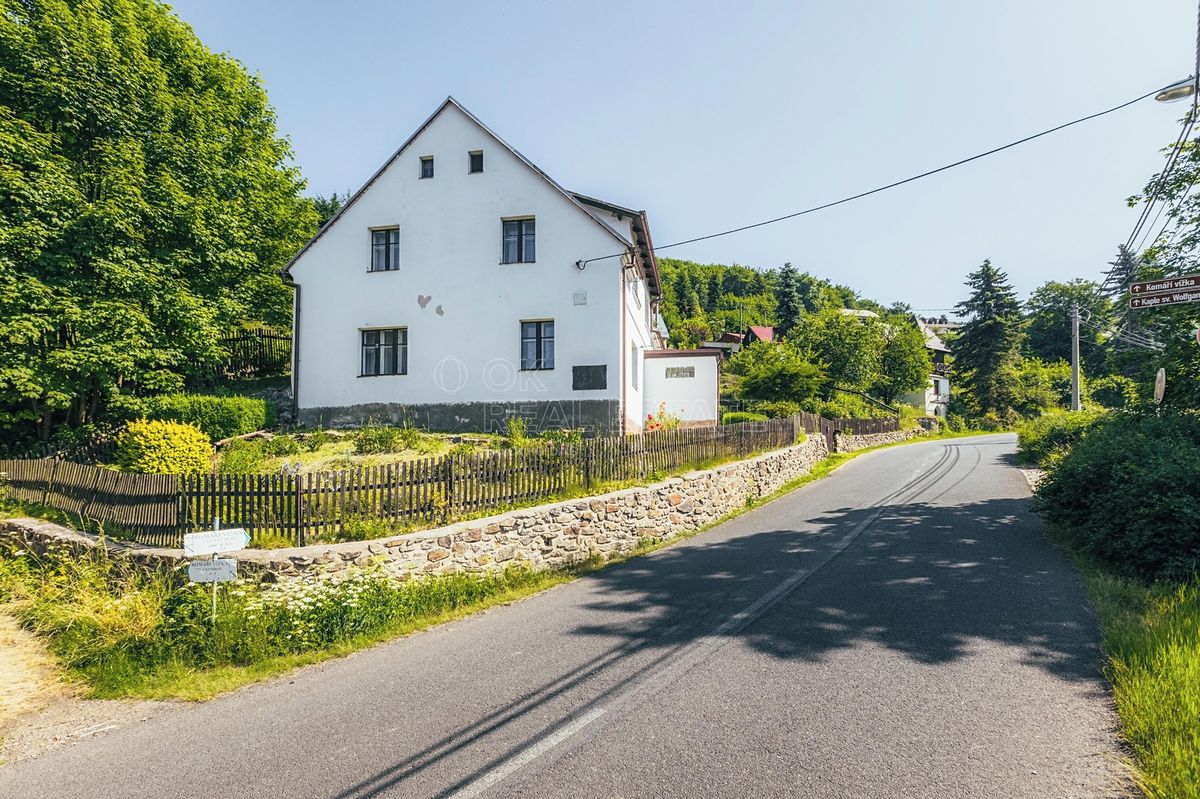 Prodej rodinného domu 190 m², pozemek 762 m² – fotografie 4