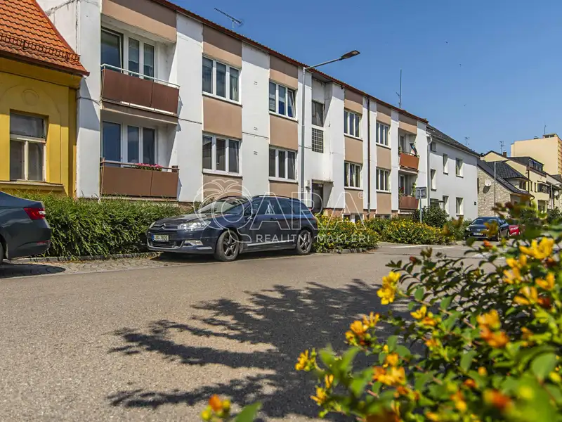 Prodej bytu 2+1 62 m², Benešov – náhled fotky 1