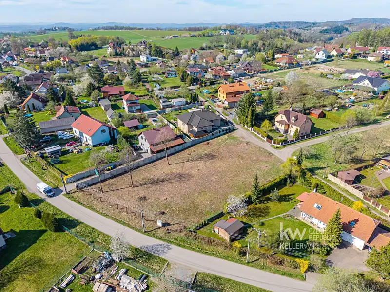Prodej stavebního pozemku 1069 m², Pyšely – náhled fotky 2