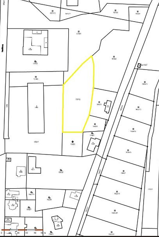 Prodej pozemku 2460 m² – fotografie 3