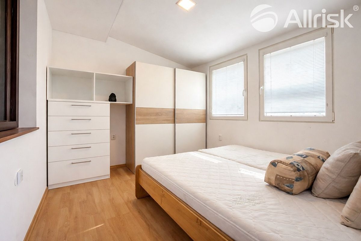 Prodej chaty 94 m², pozemek 1594 m² – fotografie 4