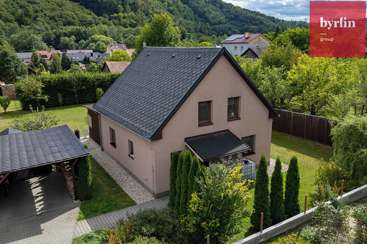 Prodej rodinného domu 140 m², pozemek 1383 m²