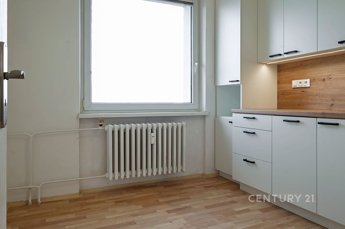 Pronájem bytu 3+1 71 m² – fotografie 2