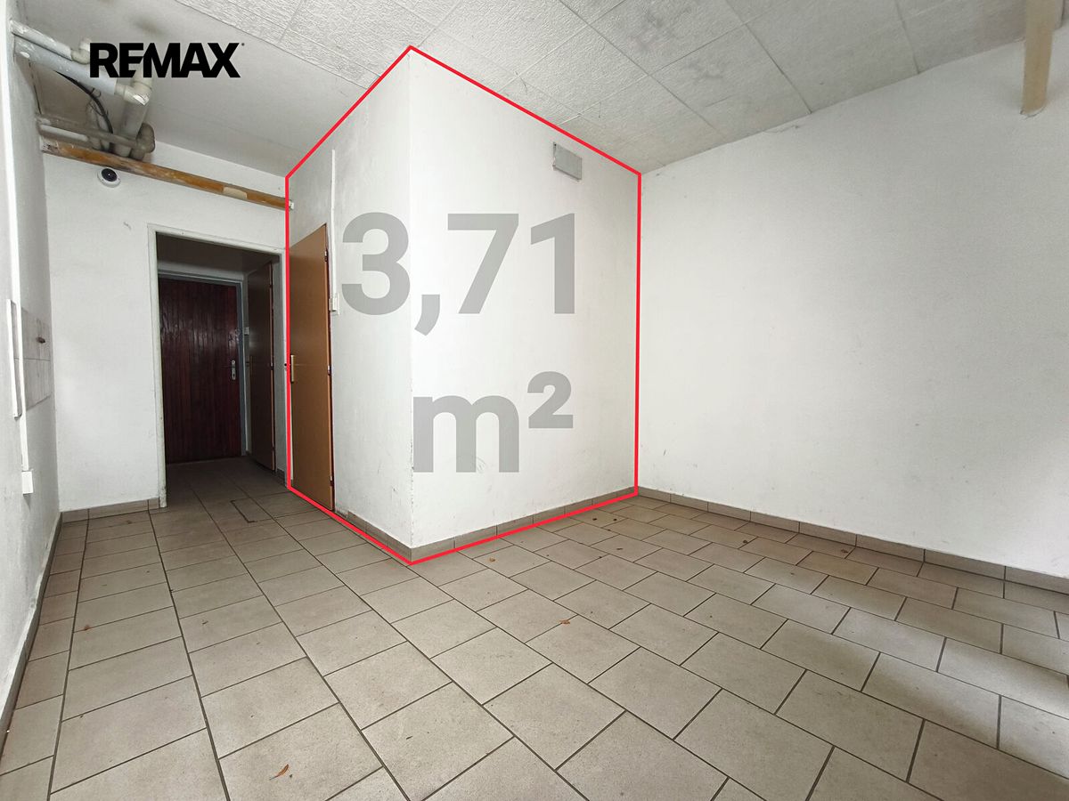 Pronájem skladového prostoru 4 m²