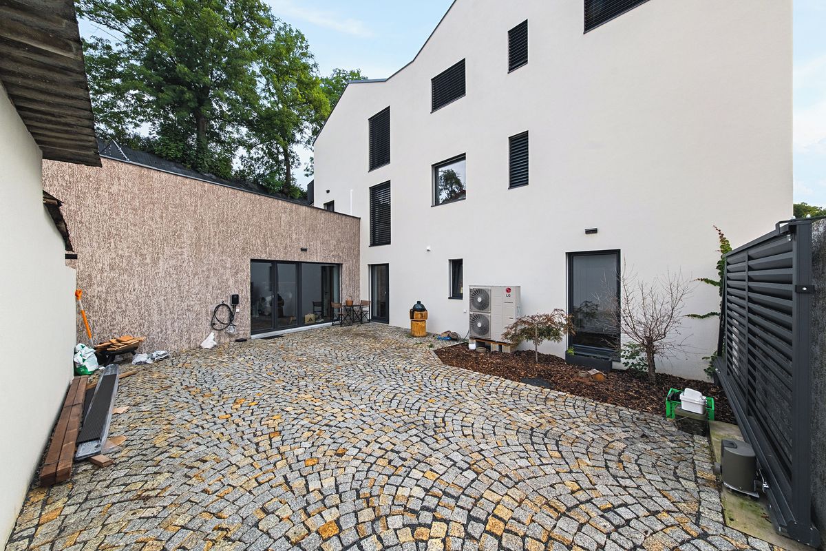 Prodej bytu 4+kk 105 m²