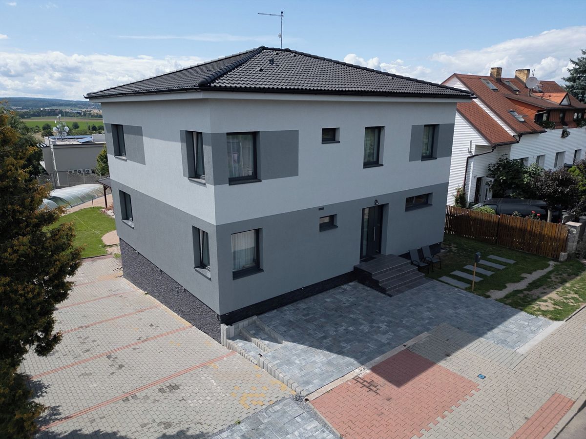 Prodej rodinného domu 210 m², pozemek 837 m²