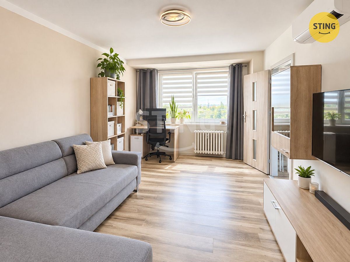 Pronájem bytu 2+1 54 m² – fotografie 2