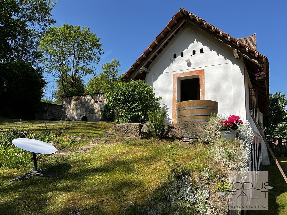 Prodej chalupy 800 m², pozemek 2684 m² – fotografie 3