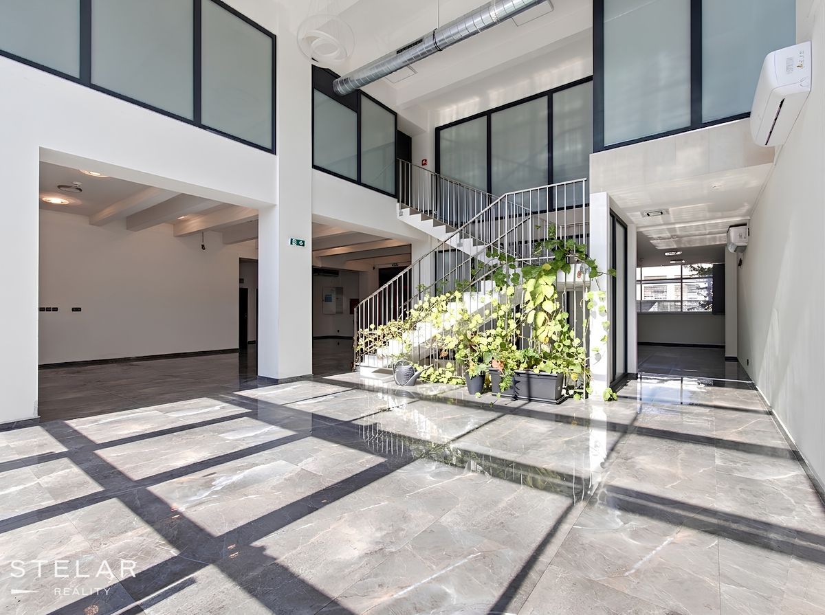 Pronájem kanceláře 213 m²