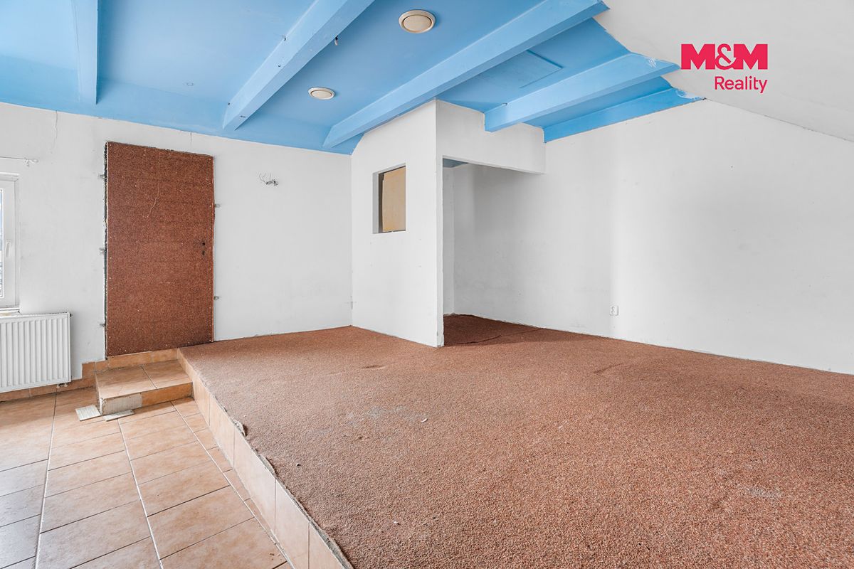 Prodej činžovního domu 300 m² – fotografie 3