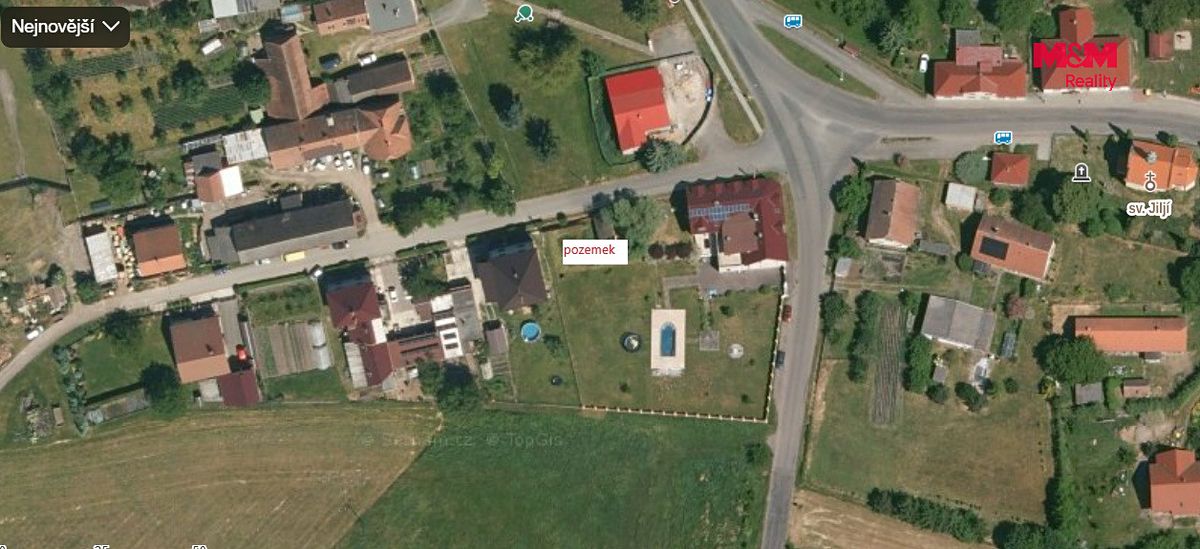 Prodej stavebního pozemku 800 m² – fotografie 2