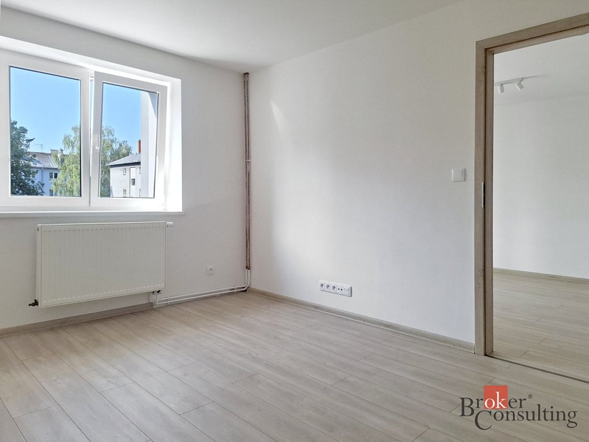 Pronájem bytu 2+1 49 m² – fotografie 5