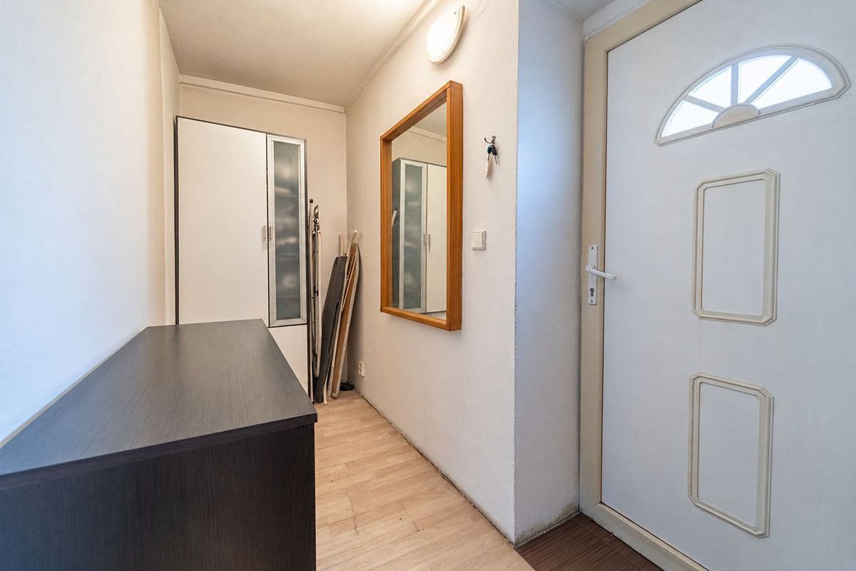 Prodej rodinného domu 170 m², pozemek 846 m² – fotografie 4