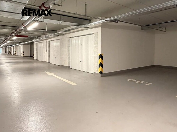 Квартира 1+kk на продаж, 37 м² (23 з 24)
