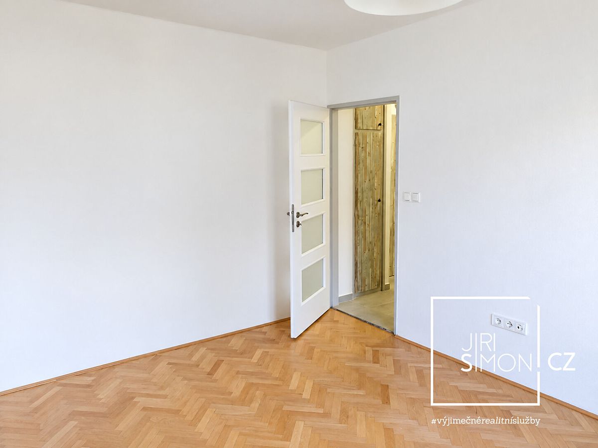 Pronájem bytu 2+1 52 m² – fotografie 4