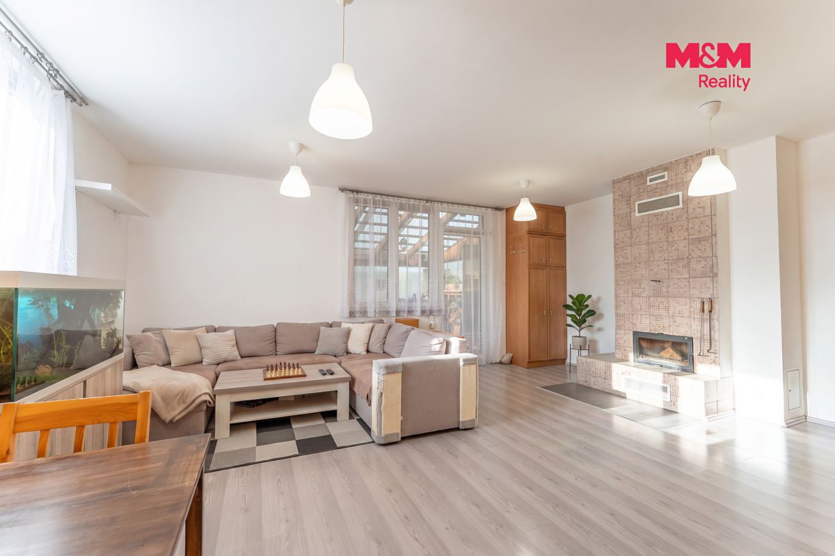 Prodej rodinného domu 105 m², pozemek 1138 m² – fotografie 4